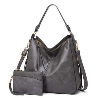 Classic Leather Shoulder Bag Sleek Gold Details