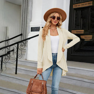 Aurora – Stylish Women's Cardigan for the Autumn Season