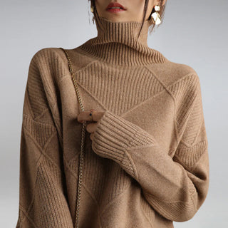 Luxurious Women's fine wool Turtleneck Sweater