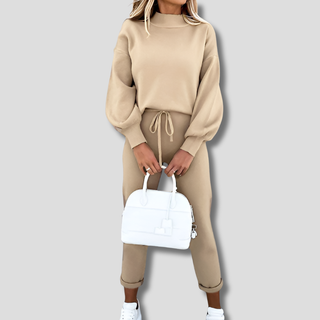 Women’s Relaxed-Fit Tracksuit Set