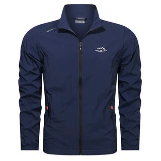 Calloff Men's Lightweight Windbreaker – Versatile Protection for Transitional Weather