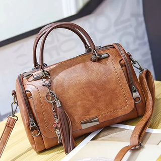 Lorelei - Shoulder Bag with Detachable Strap for women