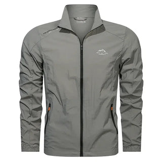 Calloff Men's Lightweight Windbreaker – Versatile Protection for Transitional Weather