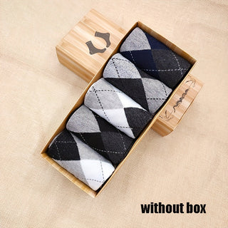 Checked Men's Socks – Classic Pattern, Modern Comfort