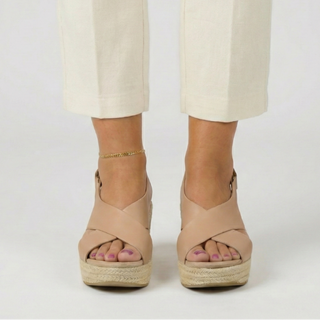 Stylish Crossover Wedge Sandals for Women
