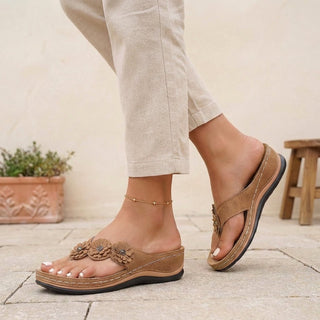 Women’s Floral Flip‑Flop Sandals