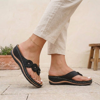 Women’s Floral Flip‑Flop Sandals