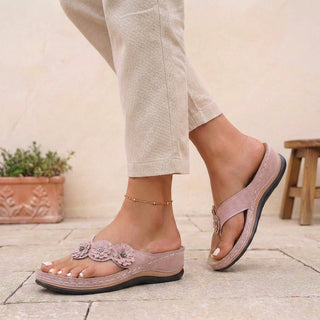 Women’s Floral Flip‑Flop Sandals